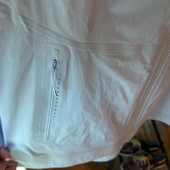 Lululemon Fast and Free Winbreaker size 10-pastel blue - Picture 10 of 15